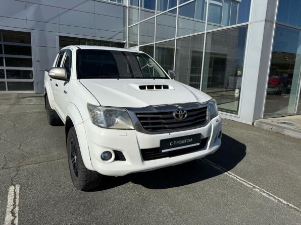 Toyota Hilux VII Рестайлинг с пробегом 2012 года, цена 1 624 000 рублей, 378774 км, пикап, Автокод Объявления