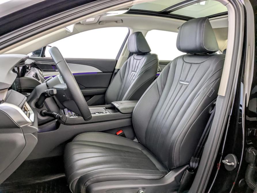 Hongqi H5 II Москва  - изображение 20