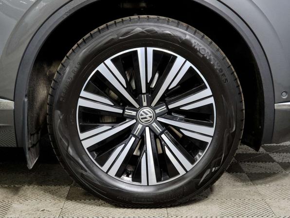 Volkswagen Touareg III с пробегом 2019 года, цена 3 898 000 рублей, 161085 км, внедорожник, Автокод Объявления