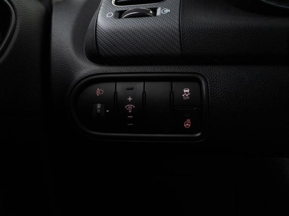 Kia Cerato III Рестайлинг (Classic) с пробегом 2017 года, цена 1 469 050 рублей, 94379 км, седан, Автокод Объявления