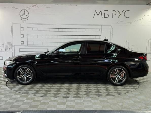 BMW 5 серии VII (G30/G31/G38) Рестайлинг с пробегом 2023 года, цена 6 800 000 рублей, 12000 км, седан, Автокод Объявления