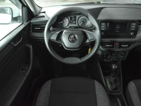 Skoda Rapid II с пробегом 2020 года, цена 1 645 000 рублей, 91235 км, лифтбек, Автокод Объявления