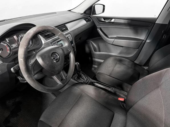 Skoda Rapid I Рестайлинг с пробегом 2019 года, цена 990 000 рублей, 140187 км, лифтбек, Автокод Объявления
