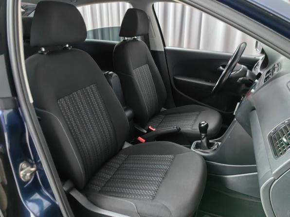 Volkswagen Polo V Рестайлинг с пробегом 2016 года, цена 879 000 рублей, 77294 км, седан, Автокод Объявления