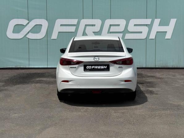 Mazda 3 III (BM) Рестайлинг с пробегом 2017 года, цена 1 229 000 рублей, 237702 км, седан, Автокод Объявления