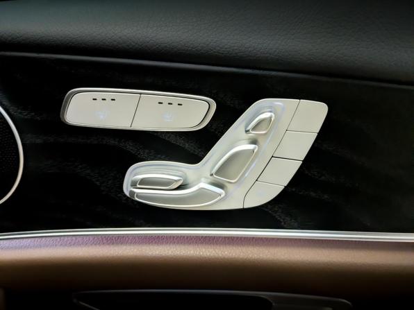 Mercedes-Benz E-Класс V (W213 S213 C238) Рестайлинг с пробегом 2022 года, цена 4 400 000 рублей, 72000 км, седан, Автокод Объявления