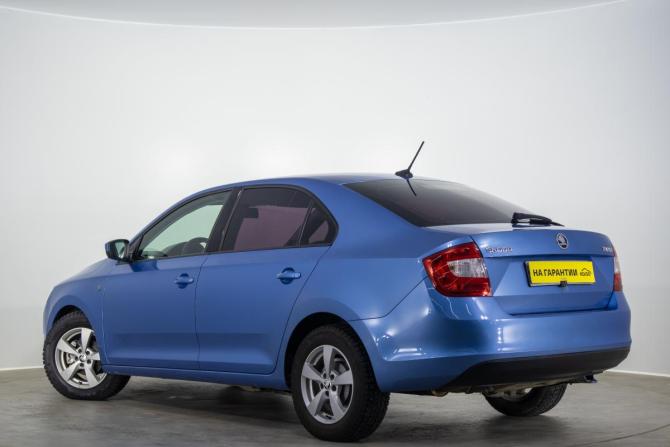Skoda Rapid I с пробегом 2016 года, цена 1 299 000 рублей, 166000 км, лифтбек, Автокод Объявления