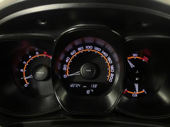 Lada (ВАЗ) Vesta I с пробегом 2021 года, цена 1 085 000 рублей, 122724 км, седан, Автокод Объявления
