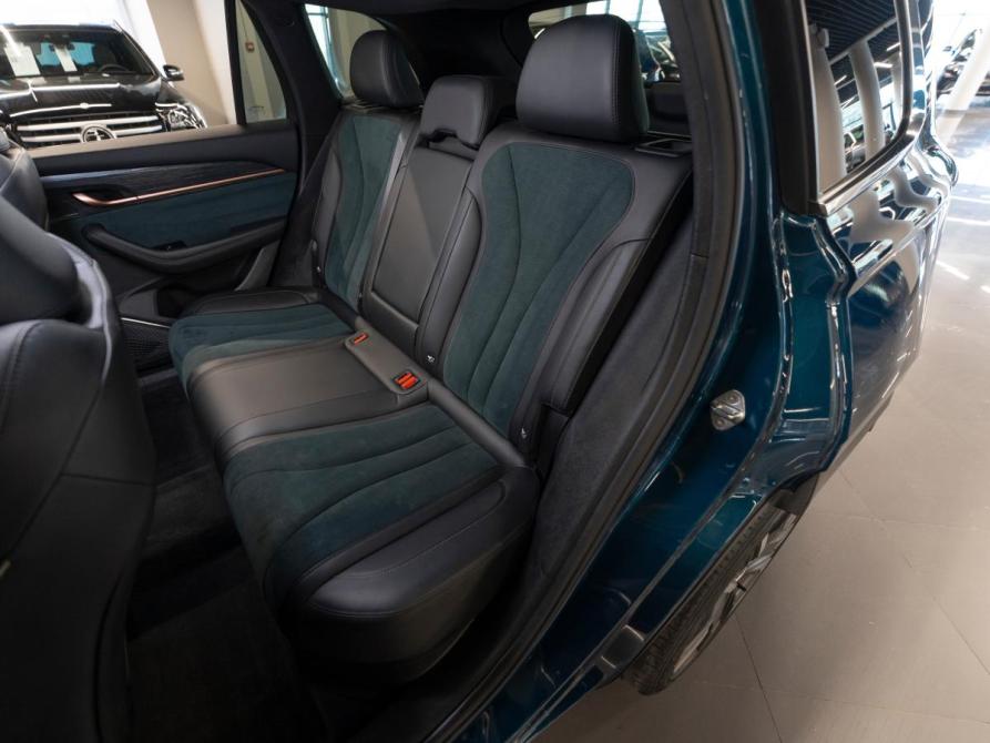 Geely Monjaro I Москва  - изображение 13
