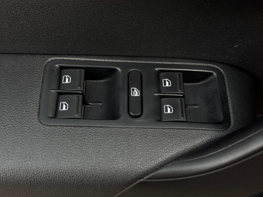 Volkswagen Polo V Рестайлинг Ульяновск  - изображение 14