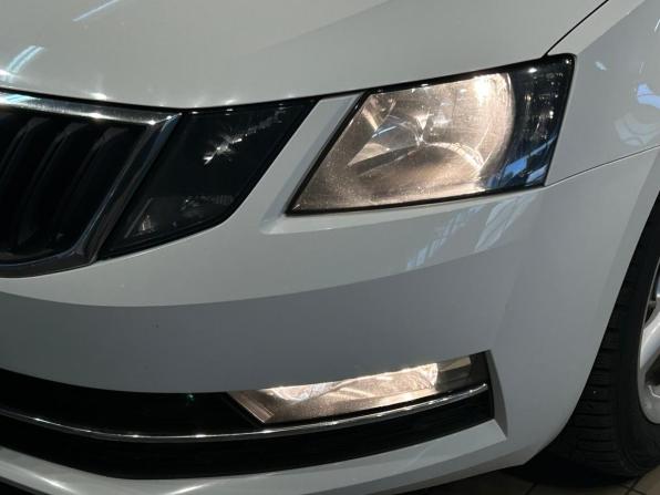 Skoda Octavia III (A7) Рестайлинг с пробегом 2017 года, цена 1 657 000 рублей, 169778 км, лифтбек, Автокод Объявления