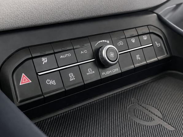 Haval F7 I Рестайлинг с пробегом 2023 года, цена 2 199 000 рублей, 51000 км, внедорожник, Автокод Объявления