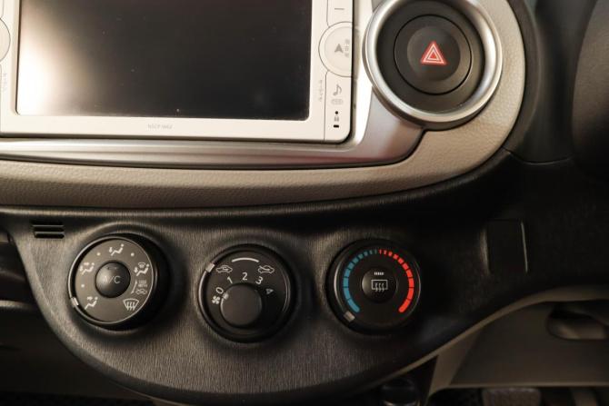 Toyota Vitz III (XP130) с пробегом 2013 года, цена 859 000 рублей, 84200 км, хэтчбек, Автокод Объявления