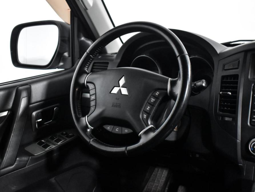 Mitsubishi Pajero IV Санкт-Петербург  - изображение 17