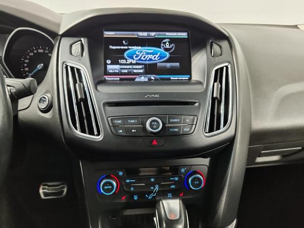 Ford Focus III Рестайлинг с пробегом 2016 года, цена 999 000 рублей, 151594 км, седан, Автокод Объявления