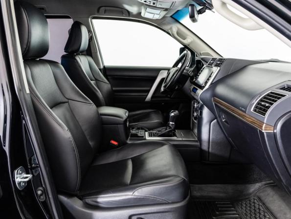 Toyota Land Cruiser Prado 150 Series Рестайлинг 3 с пробегом 2021 года, цена 6 499 000 рублей, 114012 км, внедорожник, Автокод Объявления