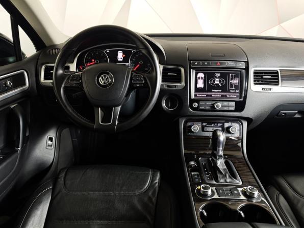 Volkswagen Touareg II Рестайлинг с пробегом 2017 года, цена 3 400 000 рублей, 76944 км, внедорожник, Автокод Объявления