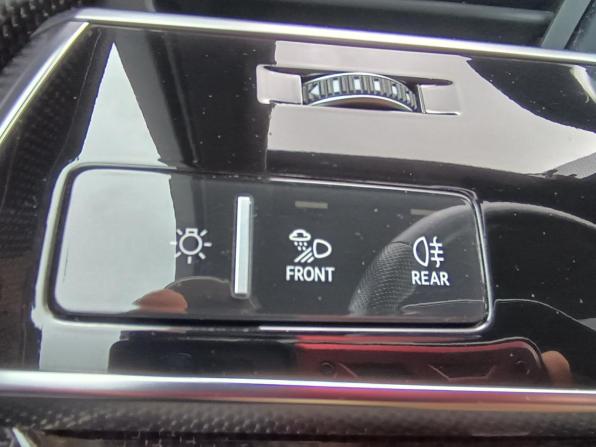 Audi SQ7 I (4M) Рестайлинг с пробегом 2021 года, цена 10 200 000 рублей, 63271 км, внедорожник, Автокод Объявления