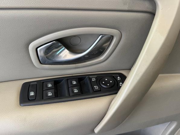 Renault Laguna III с пробегом 2008 года, цена 450 000 рублей, 439064 км, лифтбек, Автокод Объявления