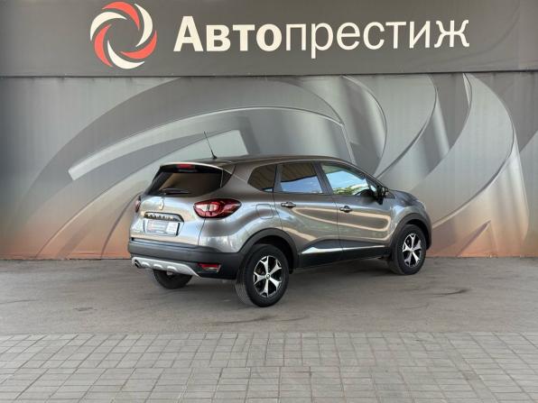 Renault Kaptur I с пробегом 2020 года, цена 1 449 000 рублей, 102260 км, внедорожник, Автокод Объявления