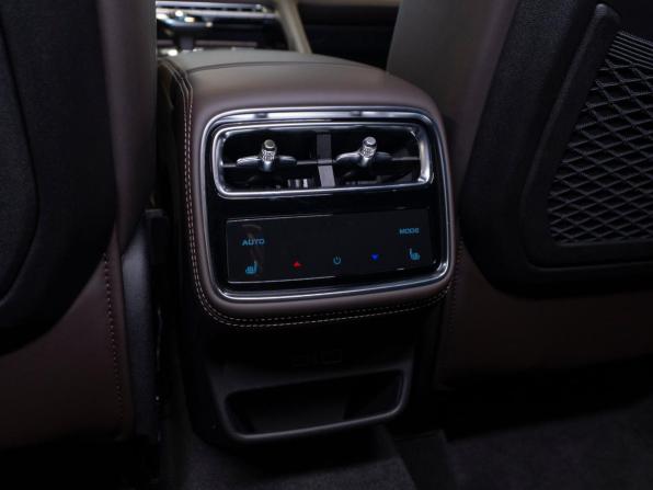 Geely Monjaro I Рестайлинг 2 с пробегом 2026 года, цена 4 100 000 рублей, 15 км, внедорожник, Автокод Объявления