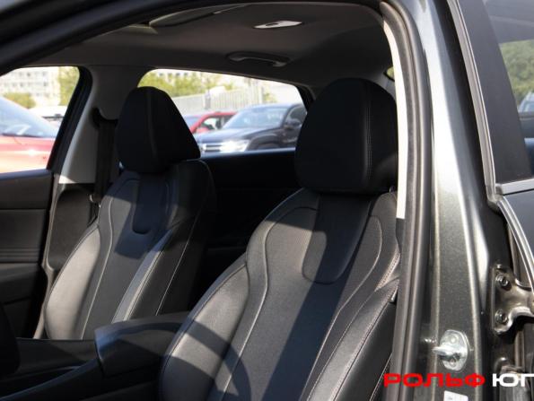 Hyundai Elantra VII (CN7) Рестайлинг с пробегом 2024 года, цена 2 133 000 рублей, 23247 км, седан, Автокод Объявления