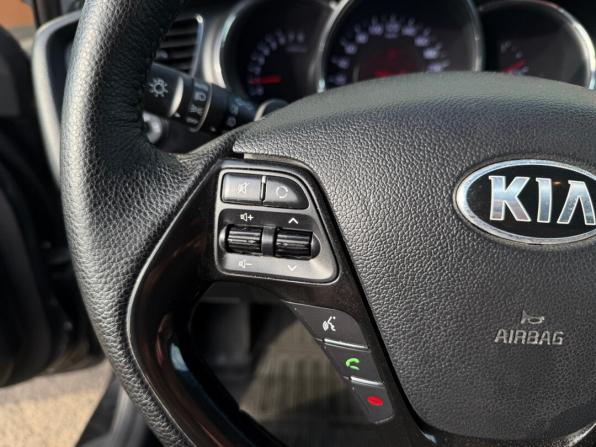 Kia Ceed II с пробегом 2014 года, цена 1 150 000 рублей, 160485 км, хэтчбек, Автокод Объявления