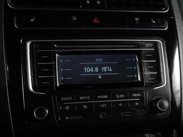 Volkswagen Polo V с пробегом 2014 года, цена 1 059 000 рублей, 98433 км, седан, Автокод Объявления