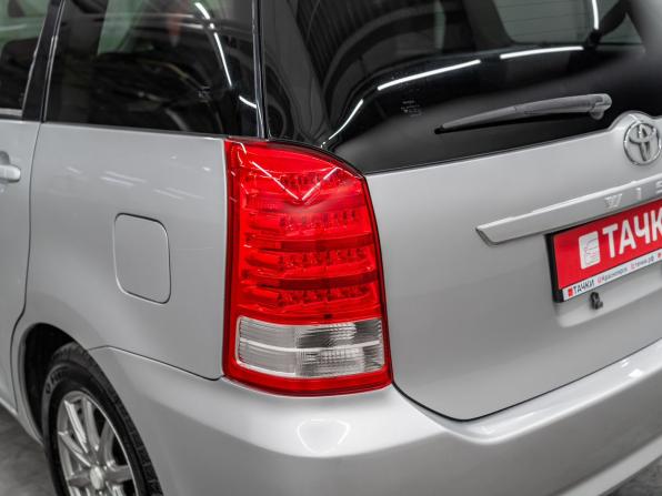 Toyota Wish I Рестайлинг с пробегом 2008 года, цена 995 000 рублей, 186341 км, компактвэн, Автокод Объявления