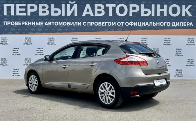Renault Megane III Рестайлинг с пробегом 2013 года, цена 799 900 рублей, 176819 км, хэтчбек, Автокод Объявления