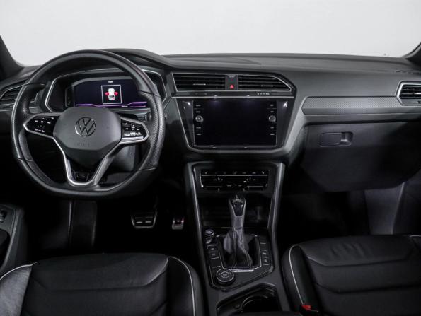 Volkswagen Tiguan II Рестайлинг с пробегом 2021 года, цена 4 449 000 рублей, 70245 км, внедорожник, Автокод Объявления