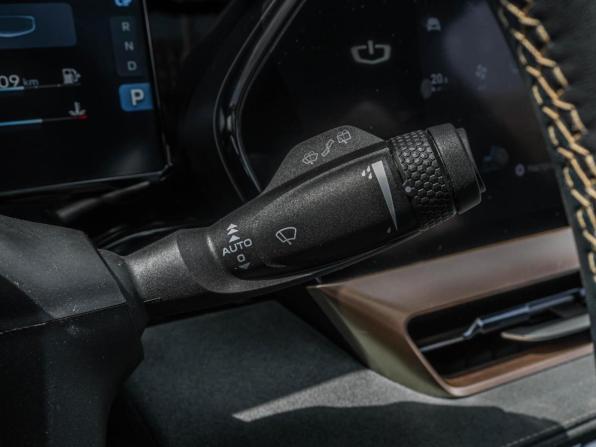 Geely Monjaro I с пробегом 2023 года, цена 2 796 000 рублей, 90008 км, внедорожник, Автокод Объявления