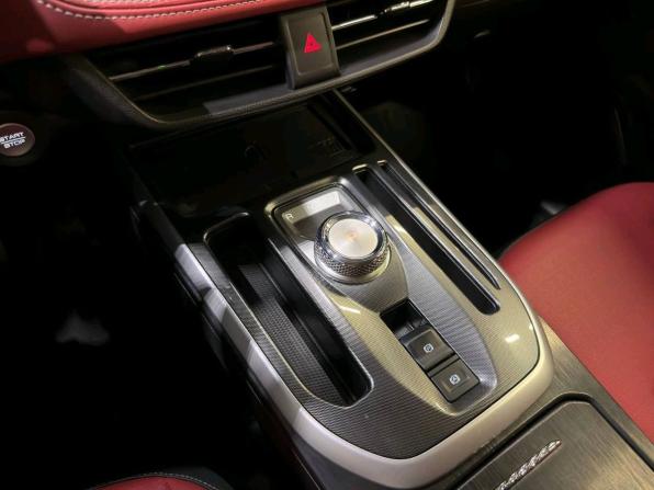 Haval Jolion I Рестайлинг с пробегом 2024 года, цена 2 499 000 рублей, 3600 км, внедорожник, Автокод Объявления