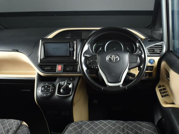 Toyota Noah III (R80) с пробегом 2014 года, цена 1 764 995 рублей, 182838 км, минивэн, Автокод Объявления