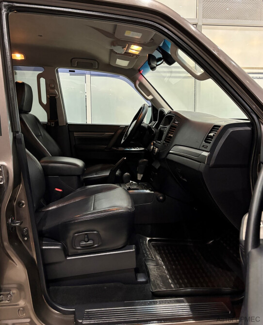 Mitsubishi Pajero IV Москва  - изображение 15