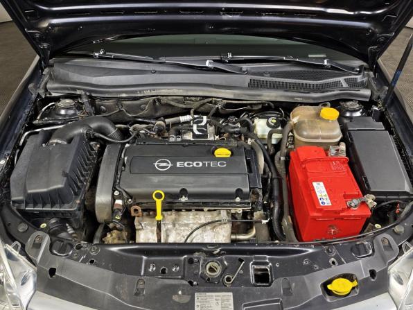 Opel Astra H Рестайлинг с пробегом 2011 года, цена 460 000 рублей, 180355 км, седан, Автокод Объявления