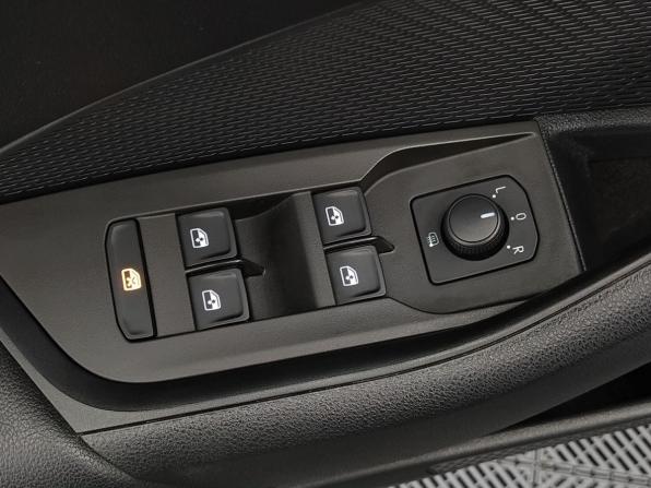 Skoda Octavia IV (A8) с пробегом 2021 года, цена 2 819 000 рублей, 77452 км, лифтбек, Автокод Объявления