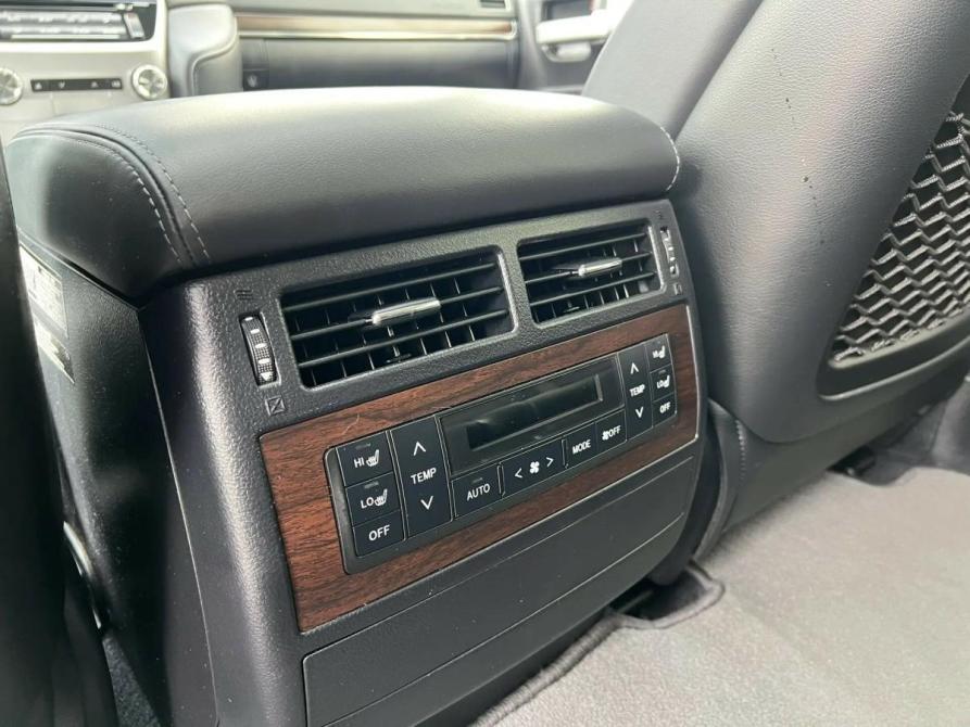 Toyota Land Cruiser 200 Series Рестайлинг 2 Санкт-Петербург  - изображение 25