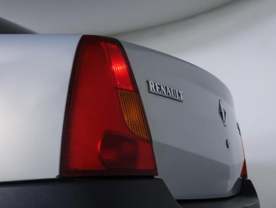 Renault Logan I Москва  - изображение 16