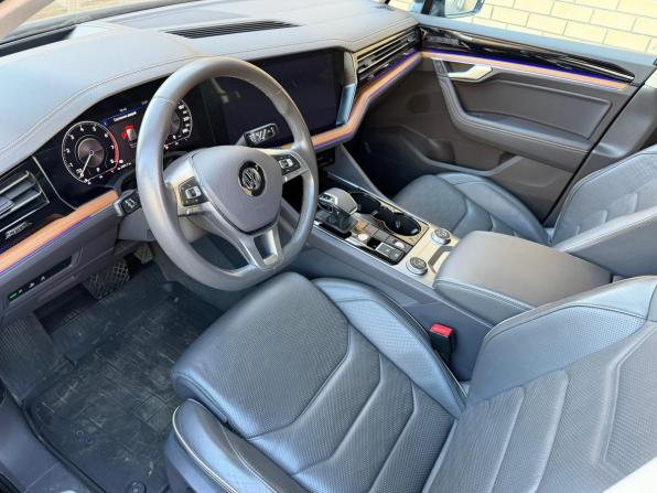 Volkswagen Touareg III с пробегом 2020 года, цена 3 600 000 рублей, 54901 км, внедорожник, Автокод Объявления