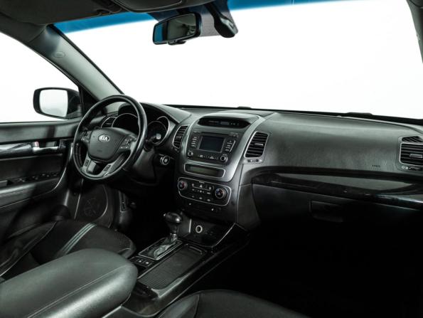 Kia Sorento II Рестайлинг с пробегом 2020 года, цена 2 359 777 рублей, 140000 км, внедорожник, Автокод Объявления