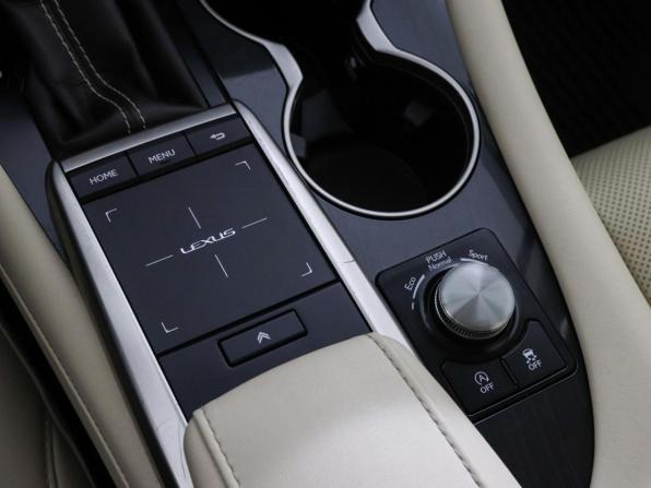 Lexus RX IV Рестайлинг с пробегом 2020 года, цена 4 800 000 рублей, 85253 км, внедорожник, Автокод Объявления