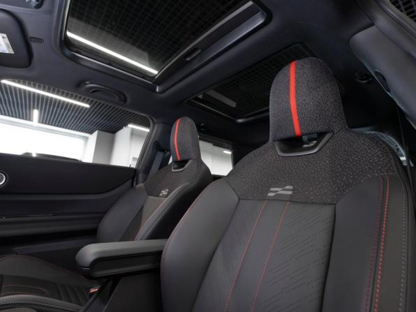 Mini Hatch IV (F65/F66/J01) с пробегом 2025 года, цена 6 850 000 рублей, 97 км, хэтчбек, Автокод Объявления