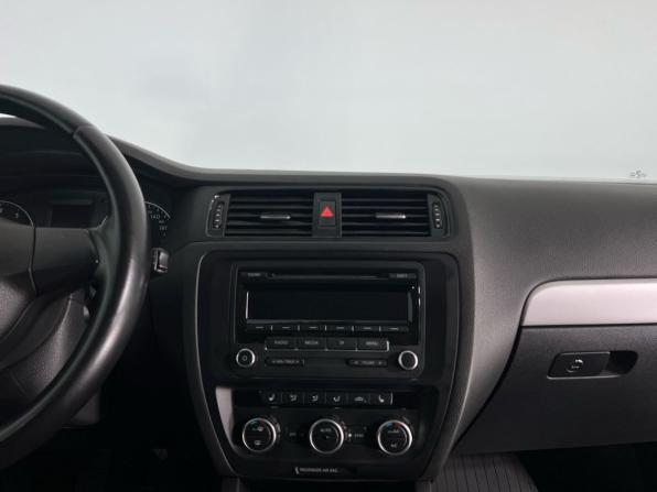 Volkswagen Jetta VI с пробегом 2012 года, цена 899 000 рублей, 130000 км, седан, Автокод Объявления