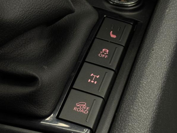 Volkswagen Amarok I с пробегом 2015 года, цена 2 100 000 рублей, 110000 км, offers.body_type.unknown, Автокод Объявления