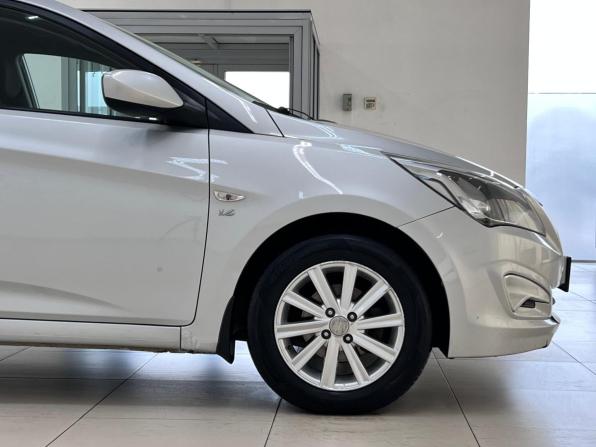 Hyundai Solaris I Рестайлинг с пробегом 2016 года, цена 1 020 000 рублей, 143000 км, седан, Автокод Объявления