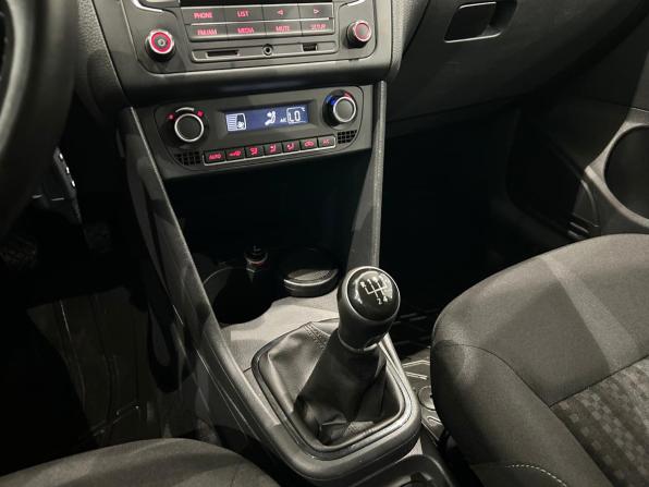 Volkswagen Polo V Рестайлинг с пробегом 2017 года, цена 979 000 рублей, 133921 км, седан, Автокод Объявления