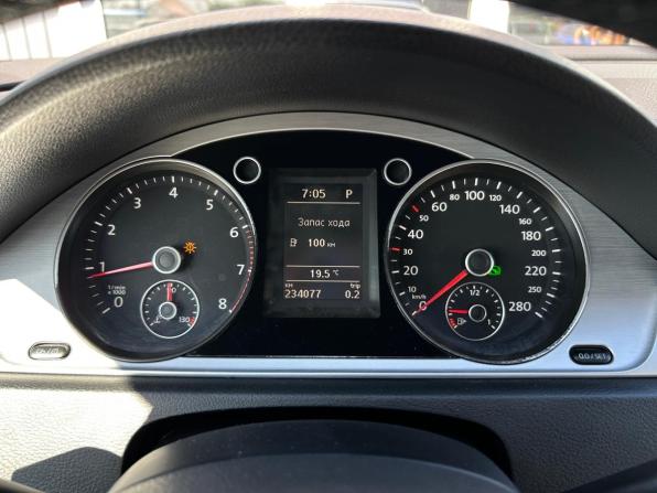 Volkswagen Passat CC I Рестайлинг с пробегом 2012 года, цена 1 370 000 рублей, 234077 км, седан, Автокод Объявления