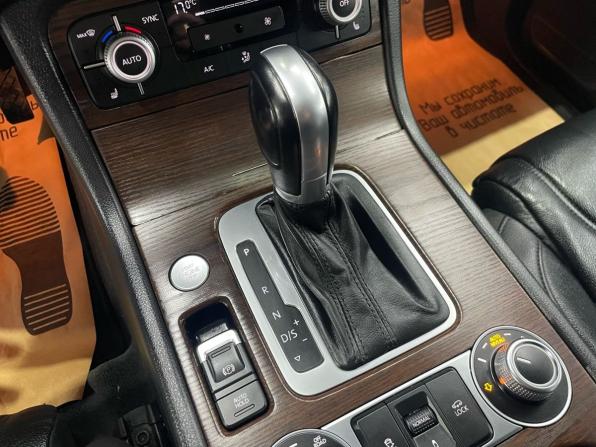 Volkswagen Touareg II Рестайлинг с пробегом 2016 года, цена 2 898 000 рублей, 208790 км, внедорожник, Автокод Объявления