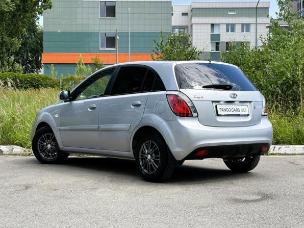 Kia Rio II Рестайлинг с пробегом 2011 года, цена 580 000 рублей, 200322 км, хэтчбек, Автокод Объявления